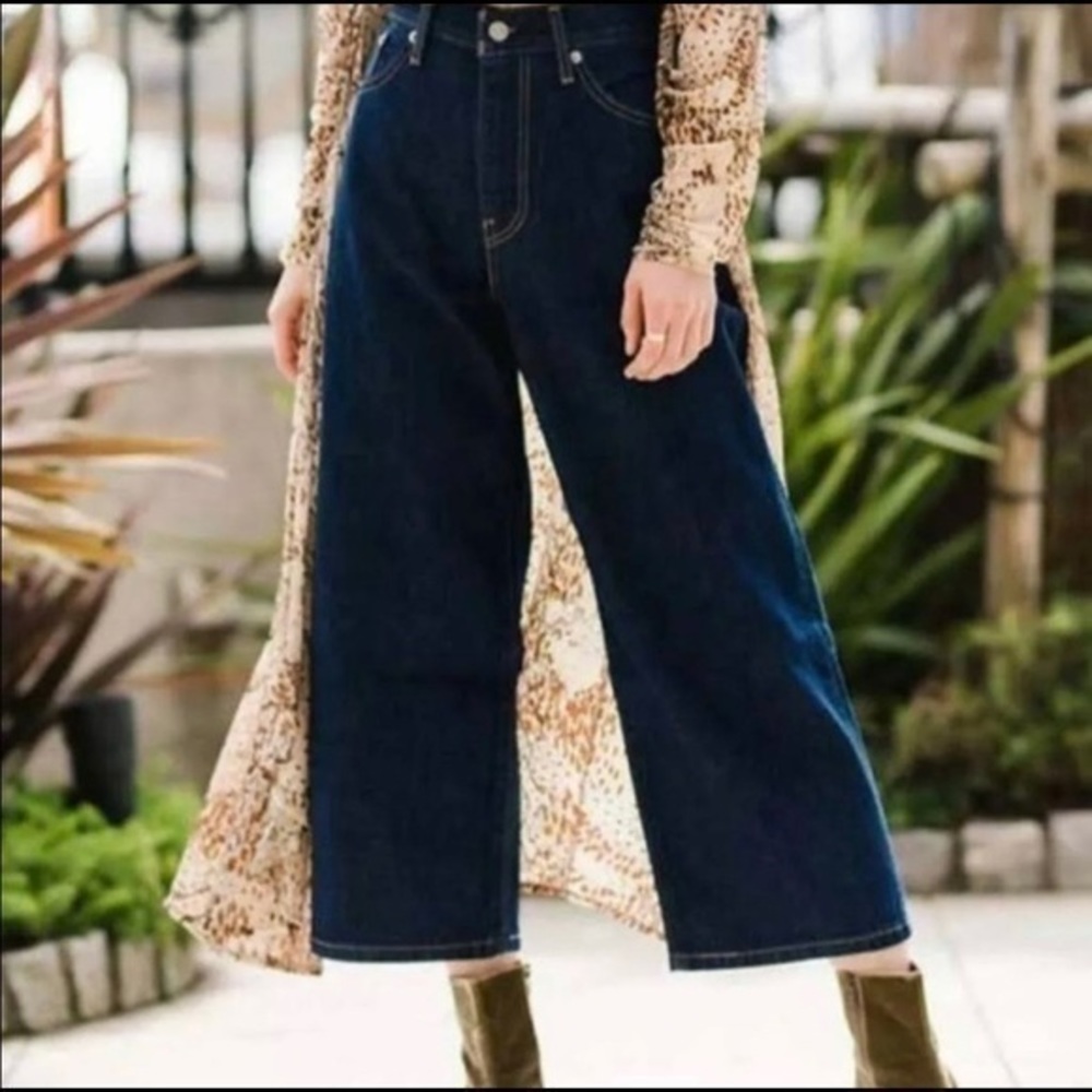 Levi’s mid rise denim culottes